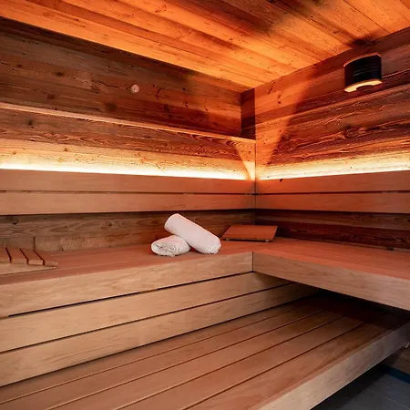 Feriehus Casa Del Sol - Sauna Kostenlos - 1 Kleiner Hund Willkommen - Umzaeunter Garten