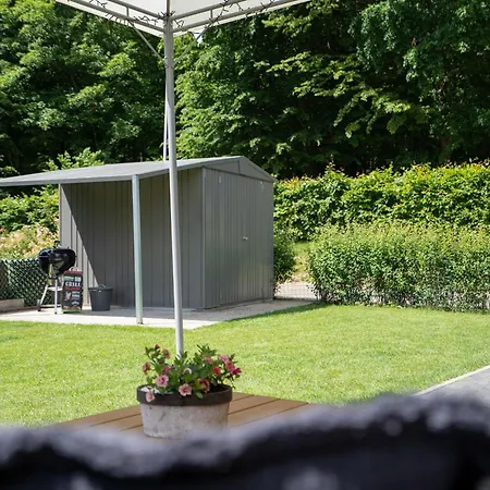 Casa Del Sol - Sauna Kostenlos - 1 Kleiner Hund Willkommen - Umzaeunter Garten Feriehus *